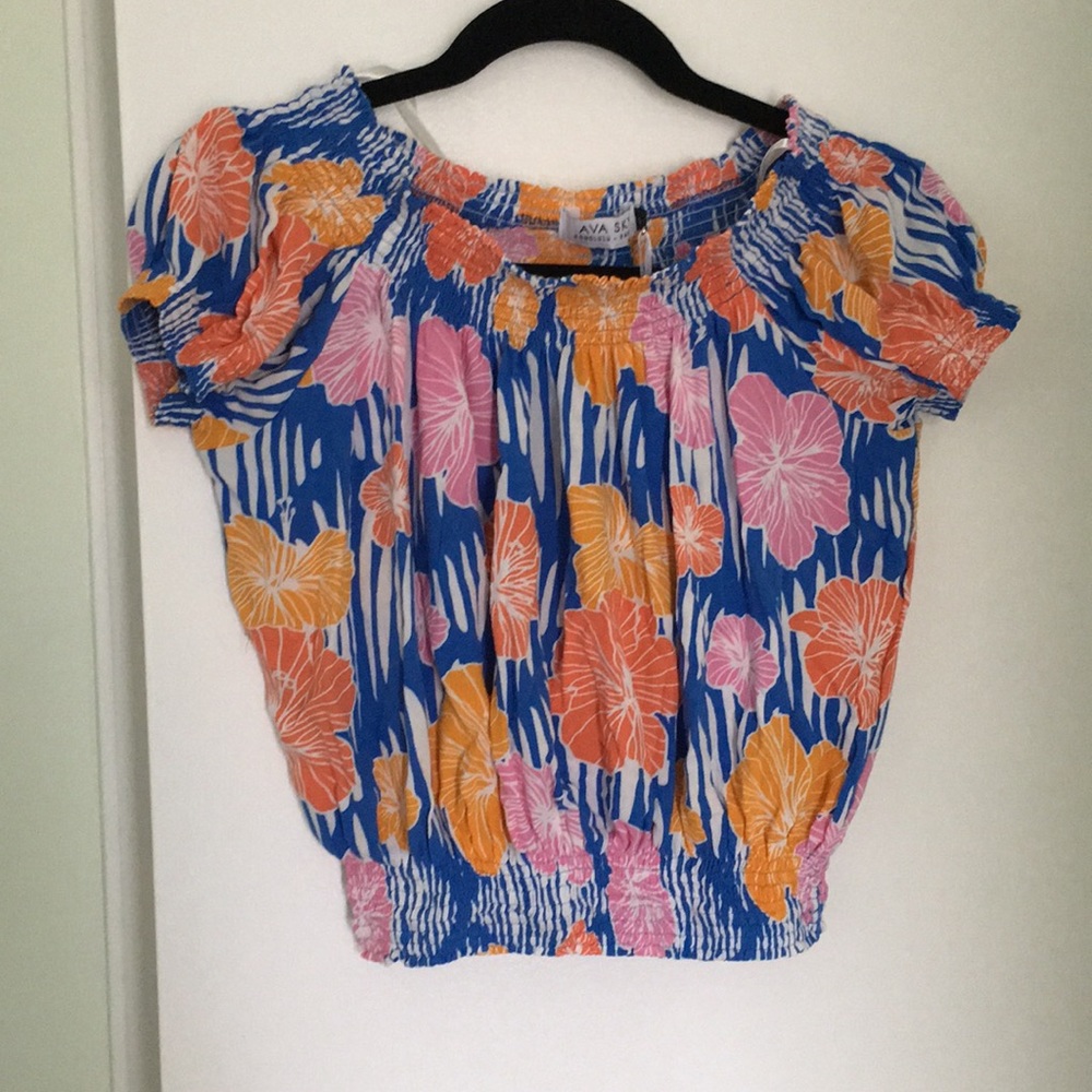 NWT fighting eel top, s